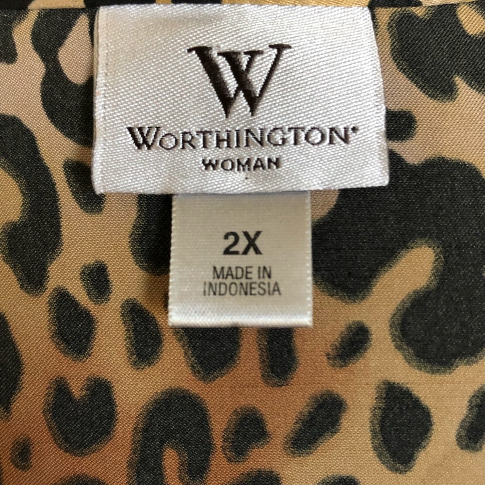 Sexy Cheetah Print high neck ruffle Blouse Sz 2X - Picture 6 of 6